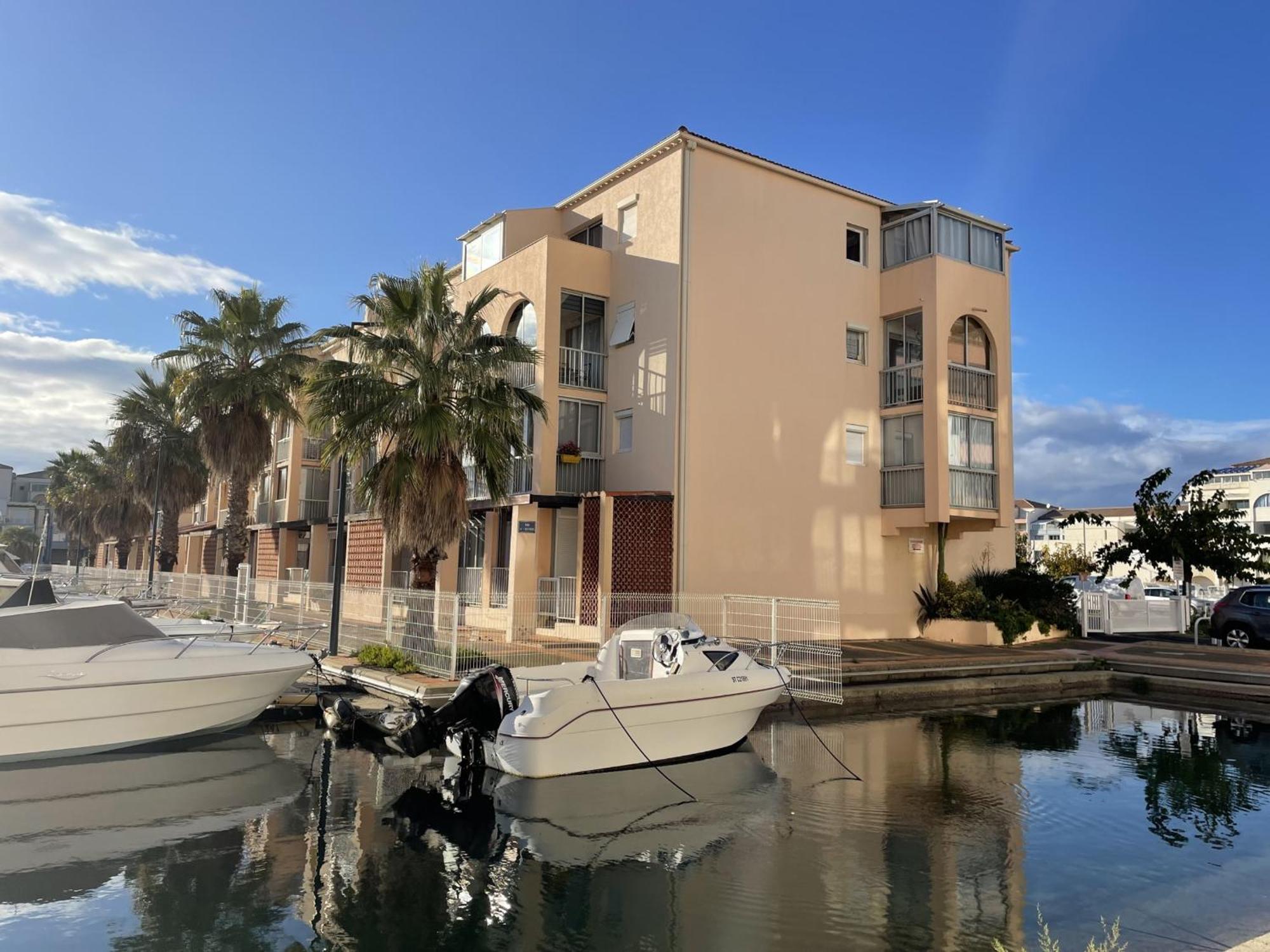 Charmant 2 Pieces Avec Mezzanine, Parking, A 300M De La Plage Et Commerces - Fr-1-338-502 Sete Ngoại thất bức ảnh